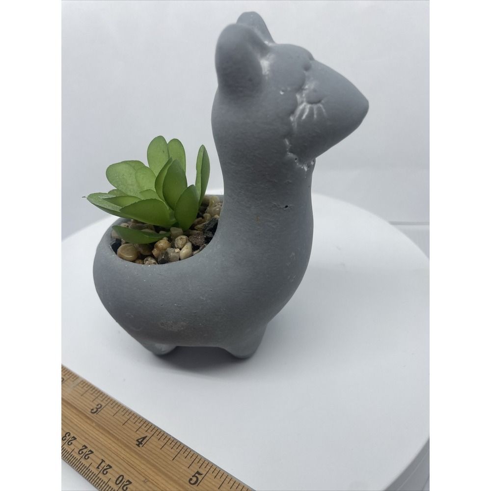 Llama Shape cute bonsai planter suitable for home garden office desktop decor